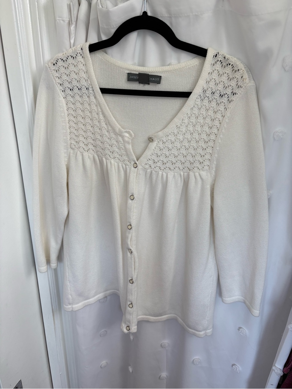 Josephine Chaus Cardigan in Ivory